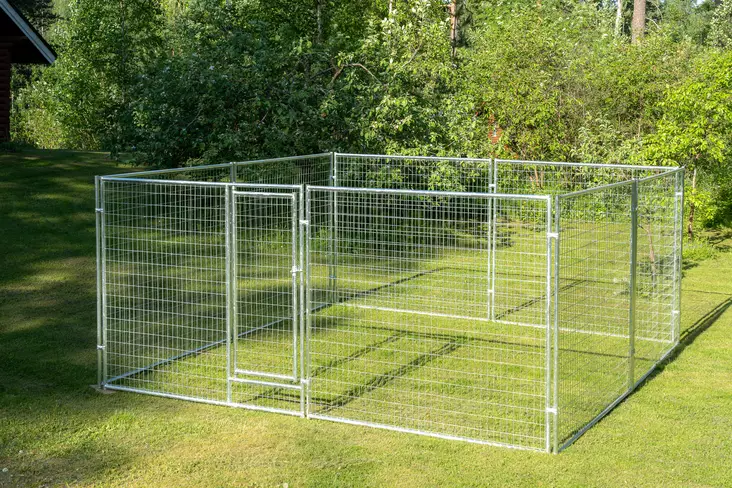 Hundra Premium Koiratarha 4 x 4m (1+7) - Muut koiratarvikkeet - 64383470369P1 - 1