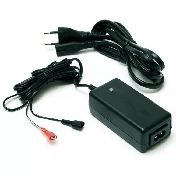 Mascot 2240 Akkulaturi 12V 1A - Båtelektronik - 7332467138662 - 1