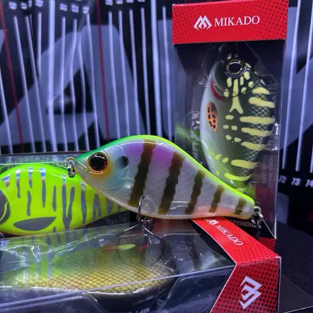 Mikado MFT Jerk 10cm 42g Suspending Lemon Tiger - Jerkbaits - 5900637128274 - 2