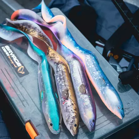 Savage Gear Real Eel 40cm 147g Blue Fegis Eel - Pike shads and jigs - 5706301024244 - 2
