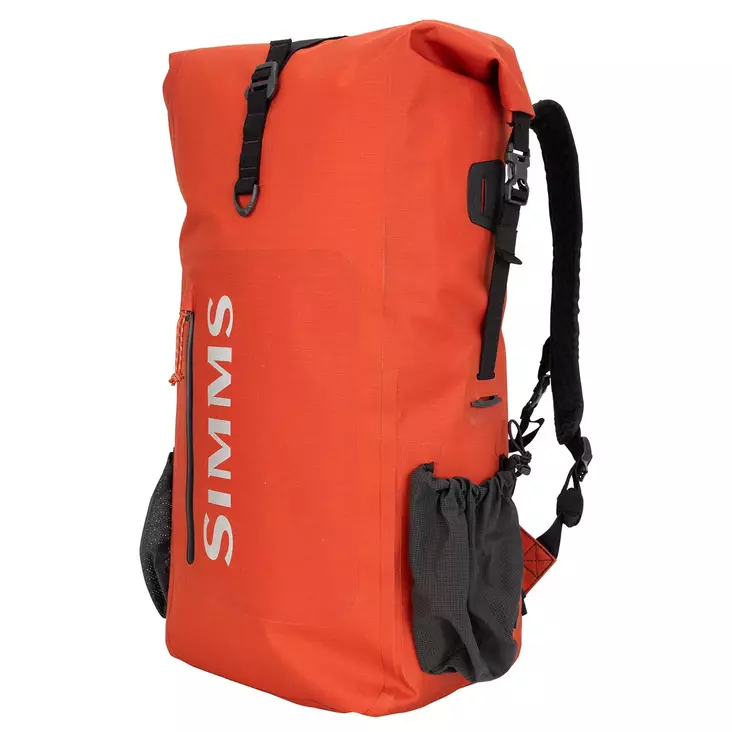 Simms Dry Creek Rolltop Backpack 30L Simms Orange - Perhokalastuslaukut, liivit ja vyöt - 694264569115 - 1