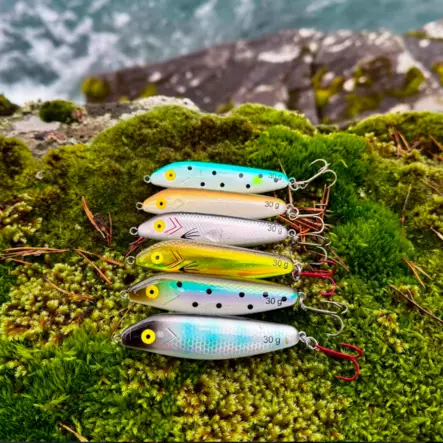 Vicke 30g V3010 Rödfluo - Sea Trout Lures - 7340010331729 - 2